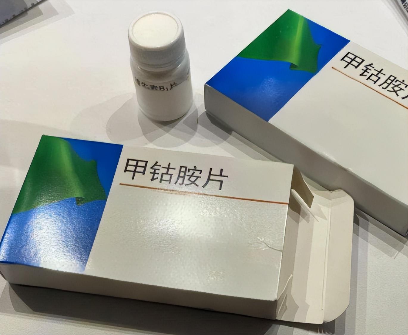 盒马门店员工穿皮鞋踩烧烤架 客服回应:已对违规人员严肃处理